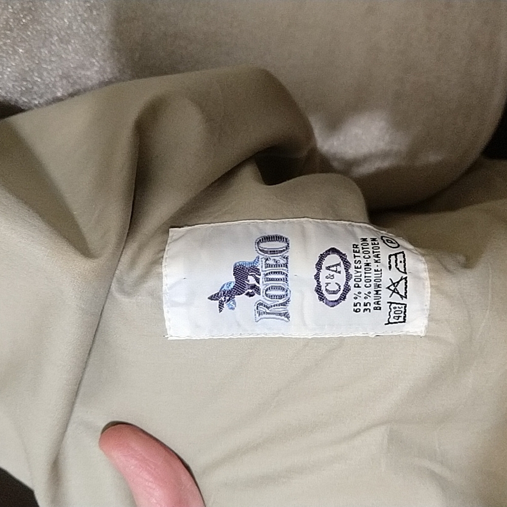 Vintage C&A Windbreaker - Picture 8 of 10